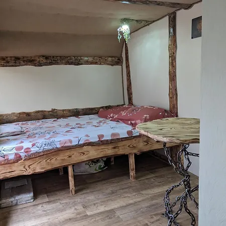 La Maison De Hobbit 別荘 Lafarre (Haute-Loire)
